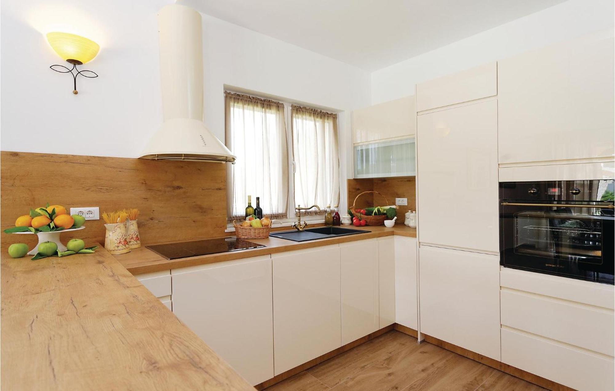 Lovely Home In Sibenik With Wifi Zewnętrze zdjęcie