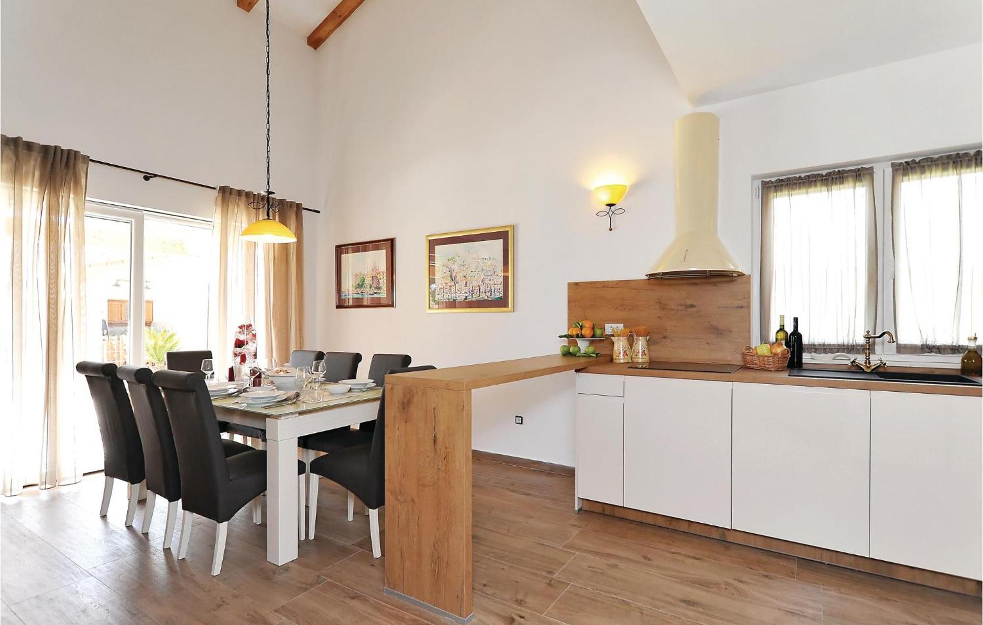 Lovely Home In Sibenik With Wifi Zewnętrze zdjęcie